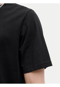 Jack & Jones - Jack&Jones T-Shirt Canggu 12277220 Czarny Regular Fit. Kolor: czarny. Materiał: bawełna