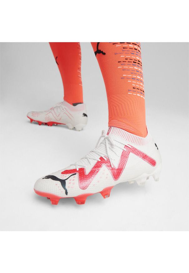 Buty piłkarskie Puma Future Ultimate Fgag Firm Artificial, Kobiety. Kolor: biały, czarny, czerwony, wielokolorowy. Materiał: materiał. Sport: piłka nożna