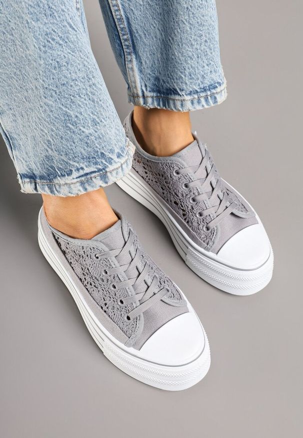 Born2be - Szare Trampki na Grubej Podeszwie z Ażurową Cholewką Felariona. Okazja: na co dzień. Kolor: szary. Materiał: jeans. Szerokość cholewki: normalna. Wzór: ażurowy. Styl: klasyczny, casual