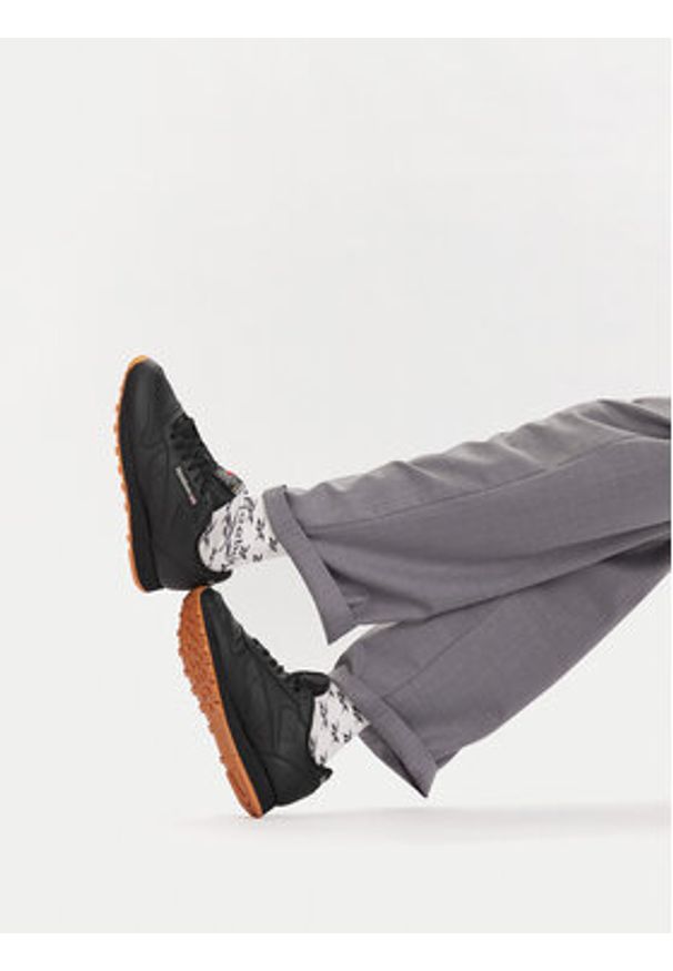 Reebok Sneakersy EO-CLASSIC LEATHER 100008493 Czarny. Kolor: czarny. Materiał: skóra, syntetyk. Model: Reebok Classic