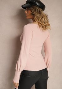 Renee - Różowy Sweter Oranrad. Okazja: na co dzień. Typ kołnierza: dekolt kwadratowy. Kolor: różowy. Materiał: dzianina, jeans, prążkowany. Długość: długie. Styl: klasyczny, casual #4