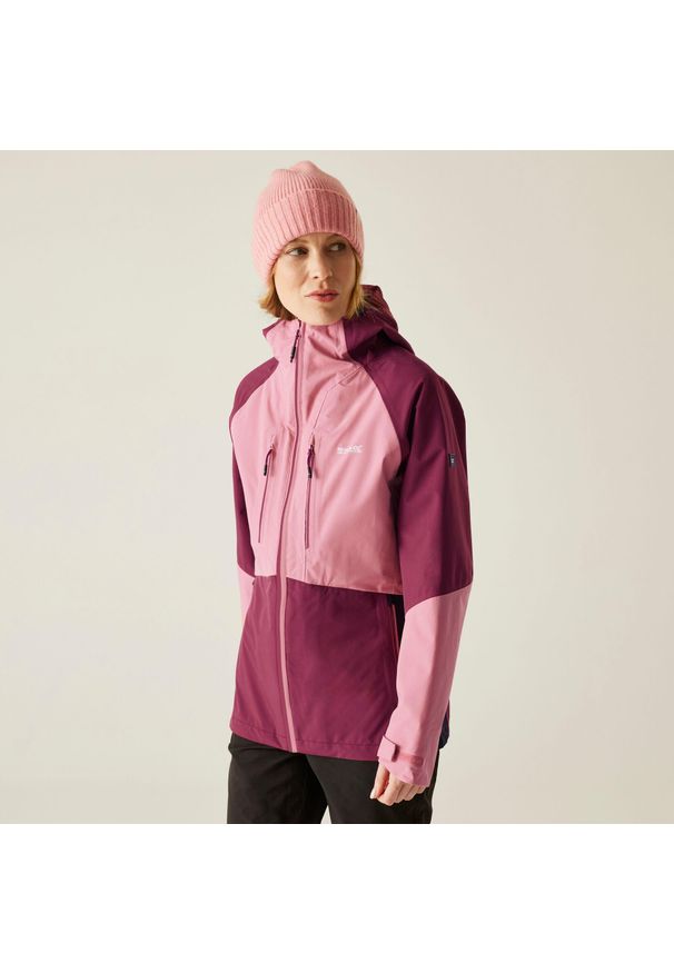 Regatta - Kurtka zimowa damska 3 w 1 Carletta. Kolor: czerwony. Materiał: puch, materiał. Sezon: zima. Sport: turystyka piesza