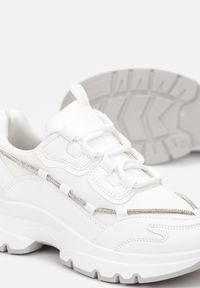 Renee - Białe Sneakersy ze Stoperem na Grubej Podeszwie Saighan. Okazja: na co dzień. Kolor: biały