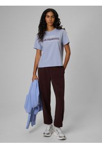 4f - 4F T-shirt boxy z nadrukiem damski - niebieski XS. Okazja: na co dzień. Kolor: niebieski. Materiał: materiał, jeans. Wzór: nadruk. Styl: casual #2