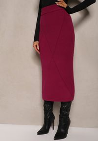 Renee - Ciemnoróżowa Spódnica z Wiskozą High Waist o Dopasowanym Kroju z Gumką w Talii Niarosae. Okazja: na co dzień, na spotkanie biznesowe, do pracy. Stan: podwyższony. Kolor: różowy. Materiał: wiskoza. Styl: biznesowy, elegancki, casual #5