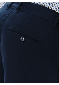 Pako Lorente - PAKO LORENTE – Granatowe spodnie męskie. Okazja: na co dzień. Kolor: niebieski. Materiał: materiał, elastan, bawełna. Styl: casual, klasyczny #7