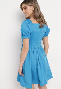 Born2be - Niebieska Sukienka Mini Rozkloszowana z Dekoltem Ozdobionym Cyrkoniami i Wycięciami po Bokach Delphira. Kolor: niebieski. Wzór: aplikacja. Typ sukienki: rozkloszowane. Długość: mini #3