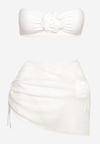 Born2be - Białe Bikini 3-Częściowe Stanik Wiązany przy Szyi Majtki z Wiązaniami i Pareo Irisanne. Kolor: biały. Materiał: tkanina. Wzór: aplikacja