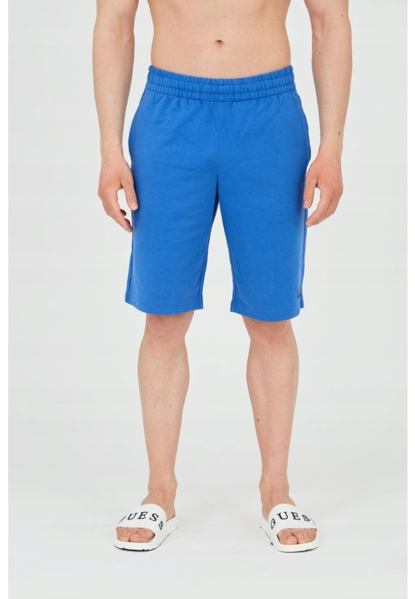 EA7 Emporio Armani - EA7 Niebieskie shorty męskie z małym logo, Rozmiar L. Kolor: niebieski. Materiał: bawełna. Długość: krótkie