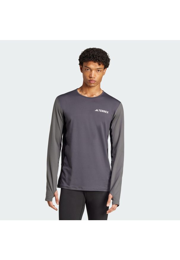 Adidas - Koszulka z długim rękawem Multi Synthetic Base Layer. Kolor: szary. Długość rękawa: długi rękaw. Technologia: ClimaCool (Adidas). Długość: długie. Sport: turystyka piesza