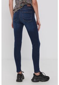 Cross Jeans Jeansy Judy damskie high waist. Stan: podwyższony. Kolor: niebieski