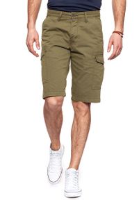 Wrangler - KRÓTKIE SPODENKI WRANGLER CARGO SHORT DUFFLEBAG GREEN W15DVD15U. Materiał: bawełna. Długość: krótkie. Wzór: moro. Styl: militarny #10