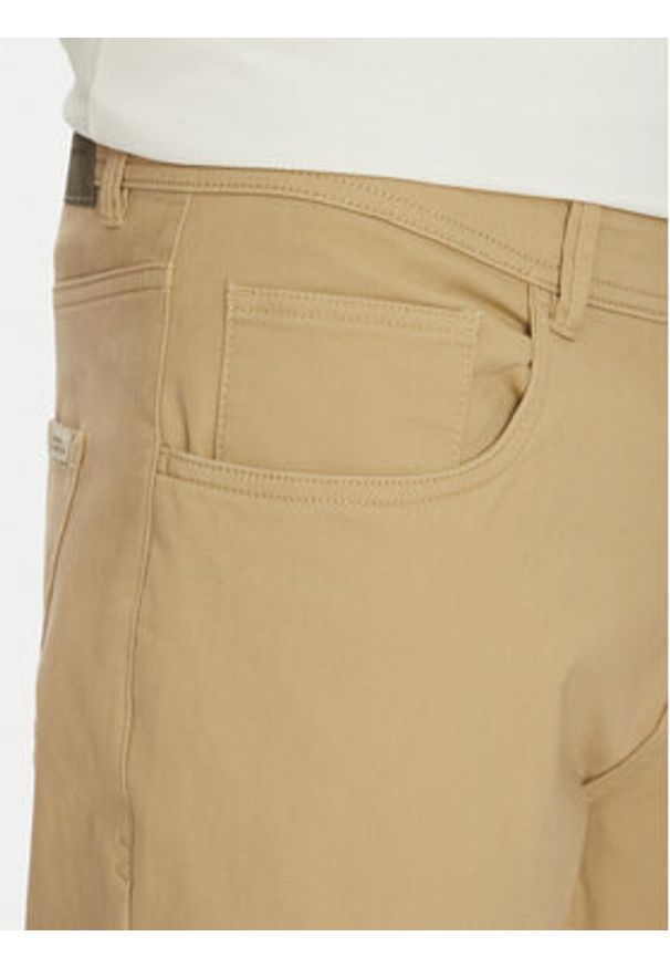 Blend Spodnie materiałowe 20717888 Beżowy Regular Fit. Kolor: beżowy. Materiał: bawełna