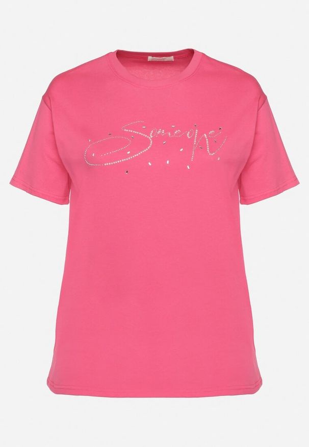 Born2be - Różowy Bawełniany T-shirt z Ozdobnym Napisem i Cyrkoniami Olisandra. Okazja: na co dzień. Kolekcja: plus size. Kolor: różowy. Materiał: bawełna. Wzór: napisy. Styl: casual, klasyczny