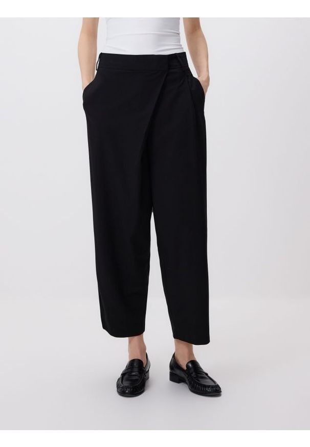 Reserved - Spodnie z wełną - czarny. Kolor: czarny. Materiał: wełna