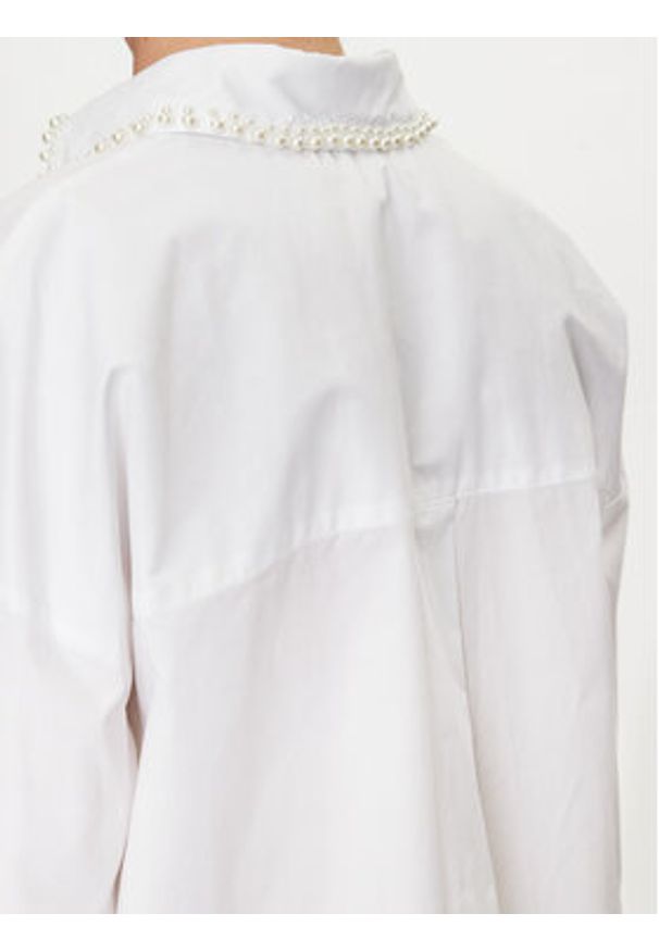 ViCOLO Koszula RB0068 Biały Relaxed Fit. Kolor: biały. Materiał: bawełna