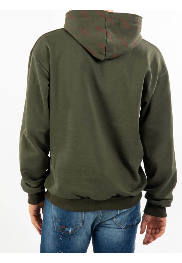 Takeshy Kurosawa Bluza | 83186 | Felpa Hoodie Cappuccio Stampato | Mężczyzna | Wojskowa Zieleń. Okazja: na co dzień. Materiał: bawełna. Wzór: nadruk, aplikacja. Styl: militarny