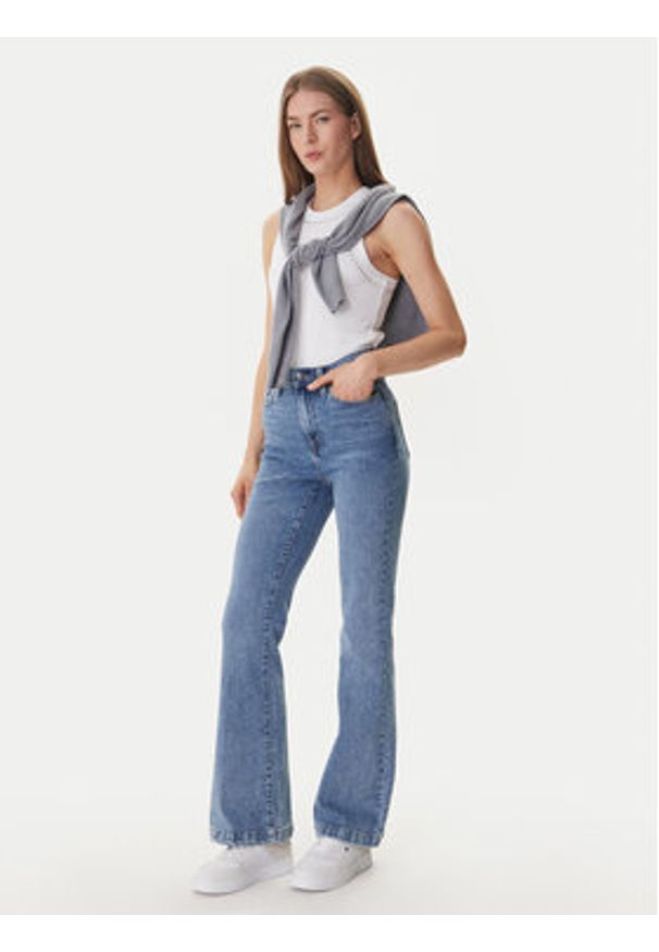 DKNY Jeansy DJ4M4005 Niebieski Flare Fit. Kolor: niebieski