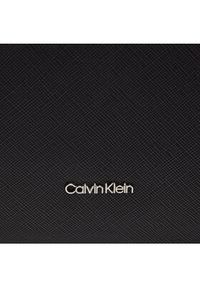Calvin Klein Etui na laptopa Ck Business K60K611698 Czarny. Kolor: czarny. Materiał: skóra #4