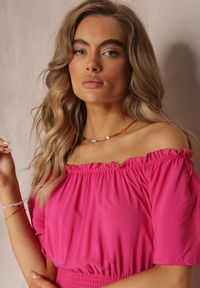 Renee - Różowa Sukienka Maxi Hiszpanka z Wiskozy Millore. Typ kołnierza: dekolt hiszpanka. Kolor: różowy. Materiał: wiskoza. Wzór: aplikacja, ażurowy. Długość: maxi #4