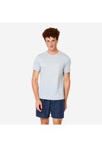 DOMYOS - Koszulka fitness męska Domyos krótki rękaw. Kolor: szary. Materiał: poliester, materiał. Długość rękawa: krótki rękaw. Długość: krótkie. Sport: fitness