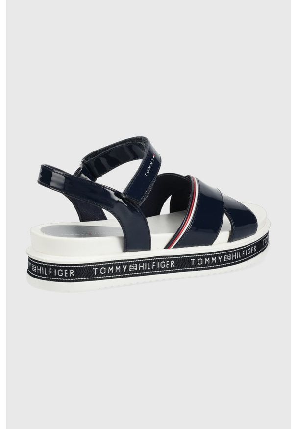 TOMMY HILFIGER - Tommy Hilfiger sandały dziecięce kolor granatowy. Zapięcie: rzepy. Kolor: niebieski. Materiał: guma, materiał. Obcas: na platformie