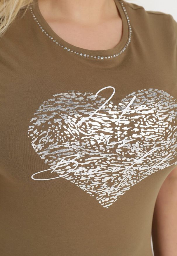 Born2be - Ciemnozielony T-shirt Bawełniany z Krótkim Rękawem i Metalicznym Nadrukiem oraz Cyrkoniami Sanesti. Okazja: na co dzień, na spotkanie biznesowe. Kolor: zielony. Materiał: bawełna. Długość rękawa: krótki rękaw. Długość: krótkie. Wzór: nadruk. Styl: biznesowy, elegancki, casual