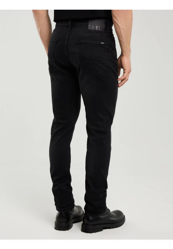 Big-Star - Jeansy męskie czarne Terry Carrot 956. Kolor: czarny. Styl: elegancki, klasyczny