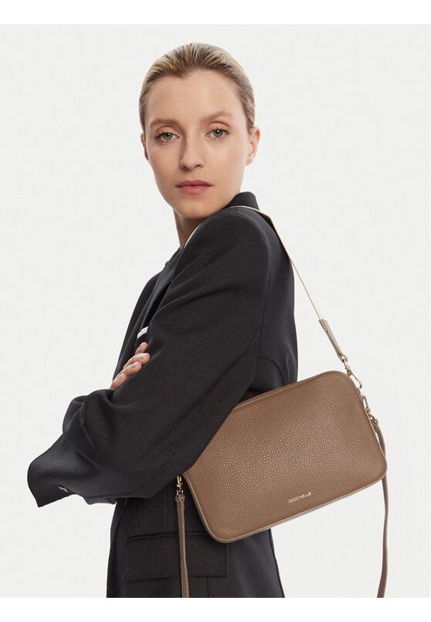 Coccinelle Torebka E5 MN5 52 01 01 Beżowy. Kolor: beżowy. Materiał: skórzane