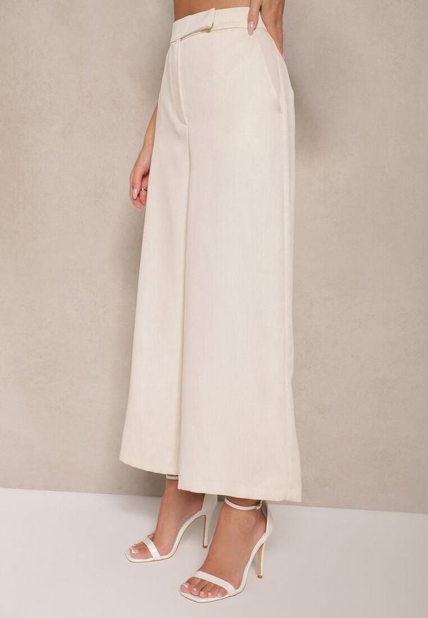 Renee - Beżowe Garniturowe Spodnie o Fasonie Culottes Adeana. Okazja: na co dzień, na spotkanie biznesowe. Kolor: beżowy. Styl: klasyczny, casual, elegancki, biznesowy