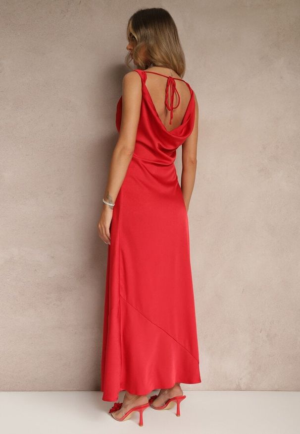 Renee - Czerwona Taliowana Sukienka Vices Wiązana przy Karku Zinvea. Okazja: na co dzień. Kolor: czerwony. Typ sukienki: proste. Styl: elegancki, casual
