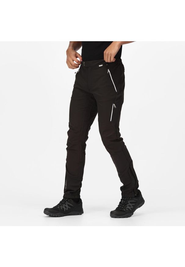Regatta - Męskie spodnie trekkingowe Mountain. Kolor: czarny. Materiał: poliester. Sezon: zima, lato. Sport: turystyka piesza