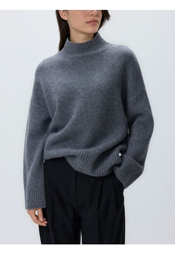 Reserved - Wełniany sweter - szary. Kolor: szary. Materiał: wełna