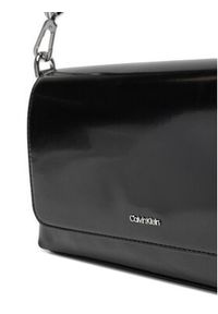 Calvin Klein Torebka Ck Must Conv Shoulder Bag_Shiny K60K612885 Czarny. Kolor: czarny. Materiał: skórzane #4