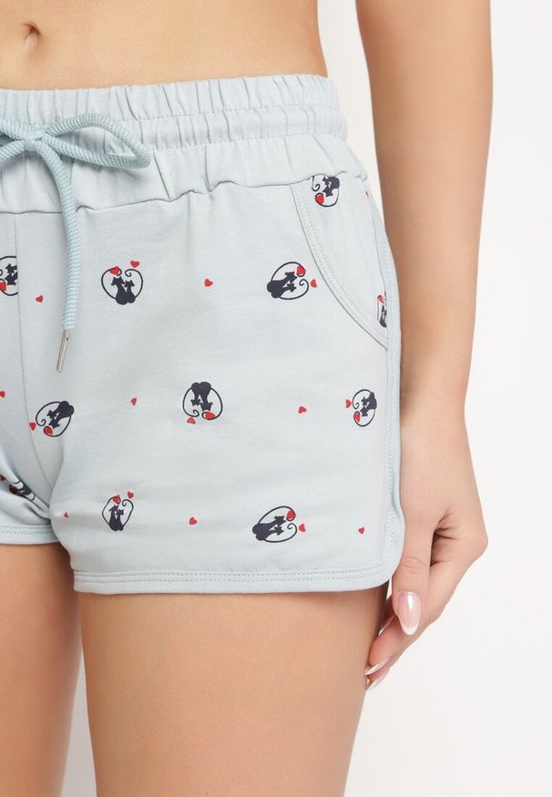 Born2be - Jasnoniebieskie Bawełniane Szorty z Wysokim Stanem i Gumką w Pasie Mertantia. Okazja: na co dzień. Stan: podwyższony. Kolor: niebieski. Materiał: bawełna. Styl: casual