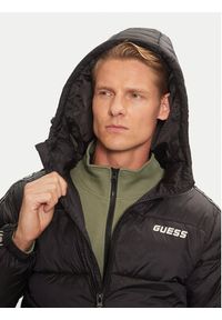 Guess Kurtka puchowa Arlo Z4BL08 WO06I Czarny Regular Fit. Kolor: czarny. Materiał: syntetyk