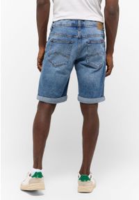 Mustang - MĘSKIE SZORTY MUSTANG Chicago Shorts Z Denim Blue 1015690 5000 202. Materiał: denim