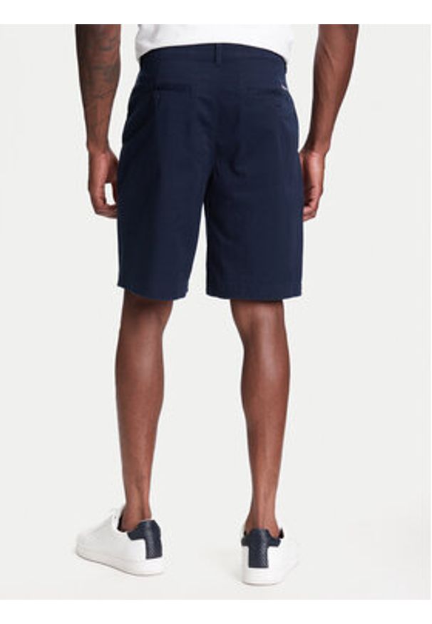Calvin Klein Jeans Szorty materiałowe LV040EM618 Granatowy Regular Fit. Kolor: niebieski. Materiał: bawełna