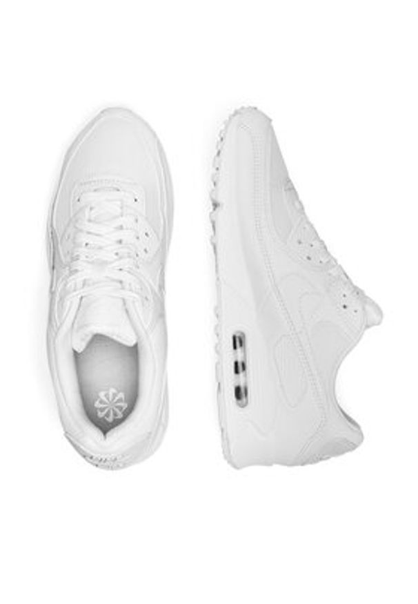 Nike Sneakersy DH8010 100 Biały. Kolor: biały. Materiał: mesh