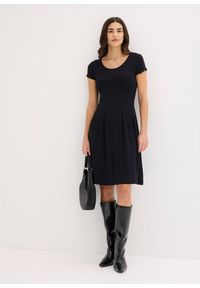 bonprix - Sukienka z dżerseju z mieszanki wiskozy. Kolor: czarny. Materiał: jersey, wiskoza. Długość rękawa: krótki rękaw. Wzór: nadruk, paski, gładki, grochy. Sezon: lato #2