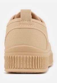 Born2be - Ciemnobeżowe Basicowe Trampki z Podeszwą ze Żłobieniami Laurinatea. Okazja: na co dzień. Kolor: beżowy. Materiał: jeans. Styl: casual, elegancki, klasyczny #8