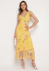 Born2be - Żółta Siateczkowa Sukienka z Kwiatowym Motywem Milanessa. Okazja: na co dzień. Kolor: żółty. Materiał: jeans. Wzór: kwiaty. Typ sukienki: proste. Styl: elegancki, casual #6