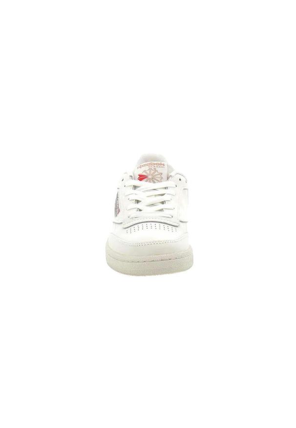Buty do chodzenia damskie Reebok Club C 85. Zapięcie: sznurówki. Kolor: biały. Materiał: materiał, skóra. Szerokość cholewki: normalna. Model: Reebok Club. Sport: turystyka piesza