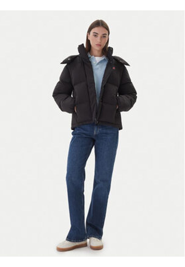 Tommy Jeans Kurtka puchowa DW0DW21623 Czarny Regular Fit. Kolor: czarny. Materiał: syntetyk