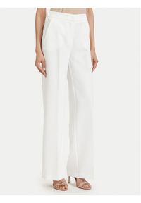 Maryley Spodnie materiałowe 26EB598/43VA Biały Regular Fit. Kolor: biały. Materiał: syntetyk #1
