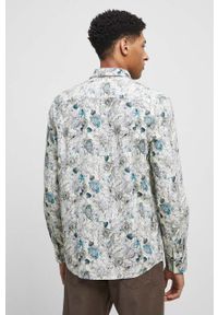 medicine - Medicine koszula lniana męska kolor beżowy regular z kołnierzykiem klasycznym. Typ kołnierza: kołnierzyk klasyczny. Kolor: beżowy. Materiał: len. Długość rękawa: długi rękaw. Długość: długie. Styl: klasyczny #2