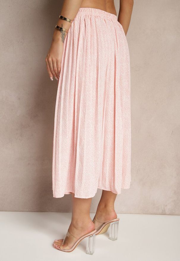 Renee - Różowa Rozkloszowana Spódnica Zdobiona Wzorem w Kropki Ediraviela. Okazja: na co dzień. Kolor: różowy. Wzór: aplikacja, kropki. Styl: elegancki, casual