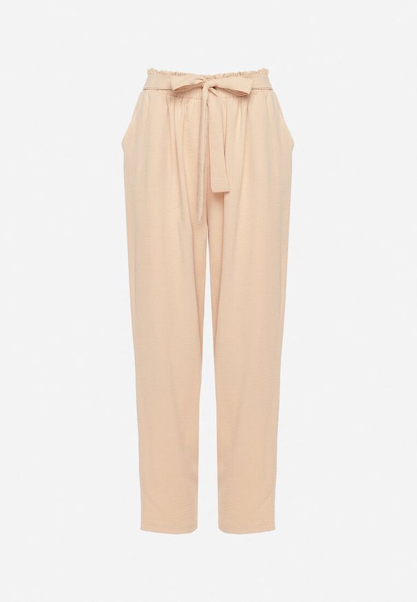 Born2be - Beżowe Spodnie z Elastyczną Gumką w Talii i Wysokim Stanem Ozdobione Wiązaniem w Pasie Dimity. Okazja: na co dzień. Stan: podwyższony. Kolor: beżowy. Wzór: aplikacja. Styl: casual, elegancki