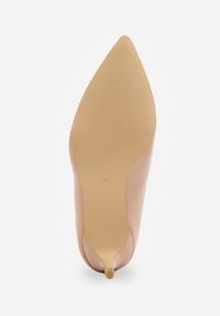 Renee - Ciemnobeżowe Czółenka na Szpilce ze Skórzaną Wkładką Caronella. Okazja: na co dzień. Nosek buta: szpiczasty. Kolor: beżowy. Materiał: skóra. Obcas: na szpilce. Styl: elegancki, casual #4