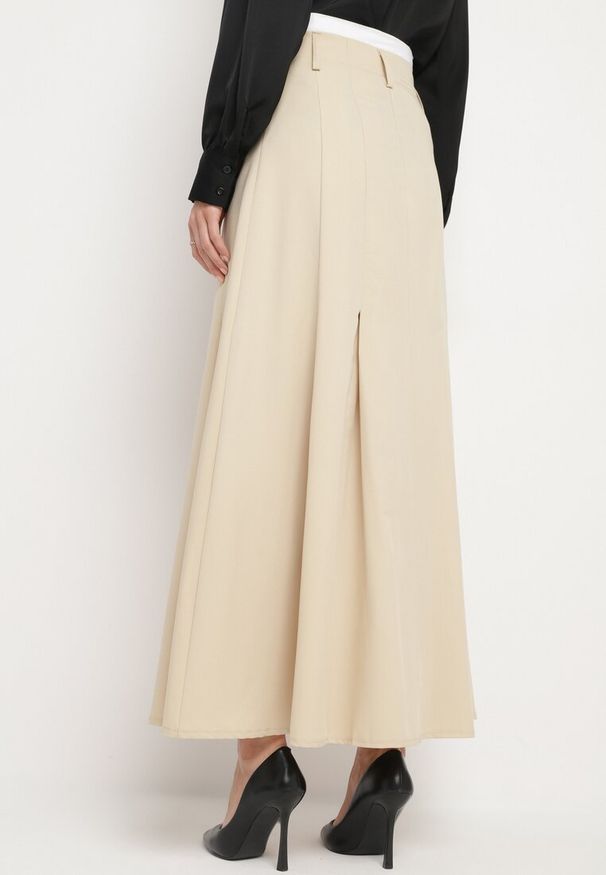 Born2be - Beżowa Spódnica Maxi Rozkloszowana w Garniturowym Stylu Araxna. Okazja: na co dzień. Kolor: beżowy. Styl: casual